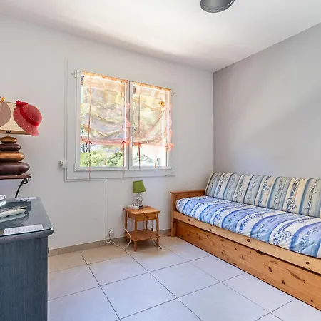 Apartment Le Bois Du Coteau By Interhome