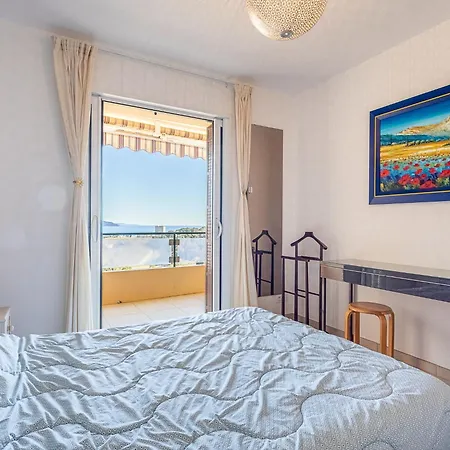 Apartment Le Bois Du Coteau By Interhome Bormes-les-Mimosas