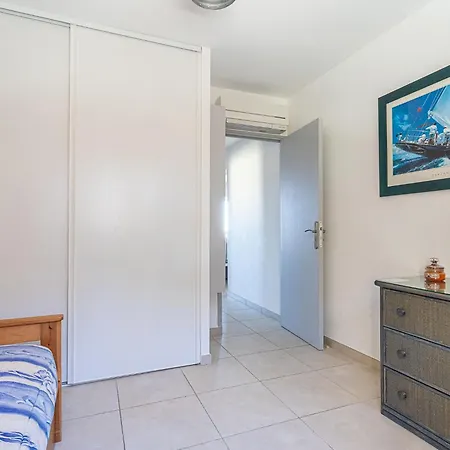 Apartment Le Bois Du Coteau By Interhome